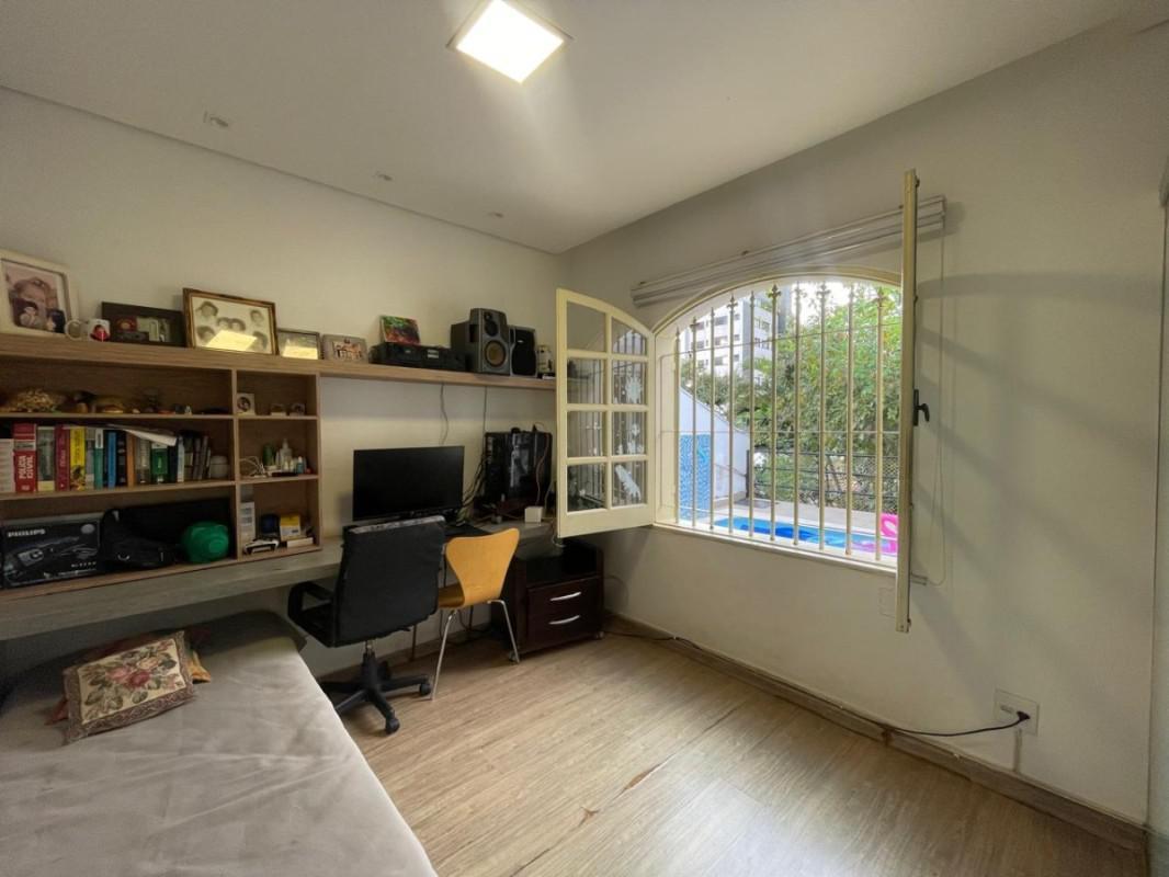 Casa, Santa Lúcia, 5 Quartos, 4 Vagas, 1 Suíte