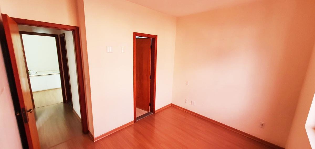 Apartamento, Sagrada Família, 3 Quartos, 1 Vaga, 1 Suíte
