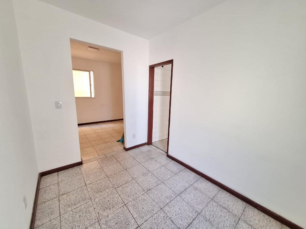 Apartamento, Sagrada Família, 2 Quartos, 1 Vaga, 1 Suíte