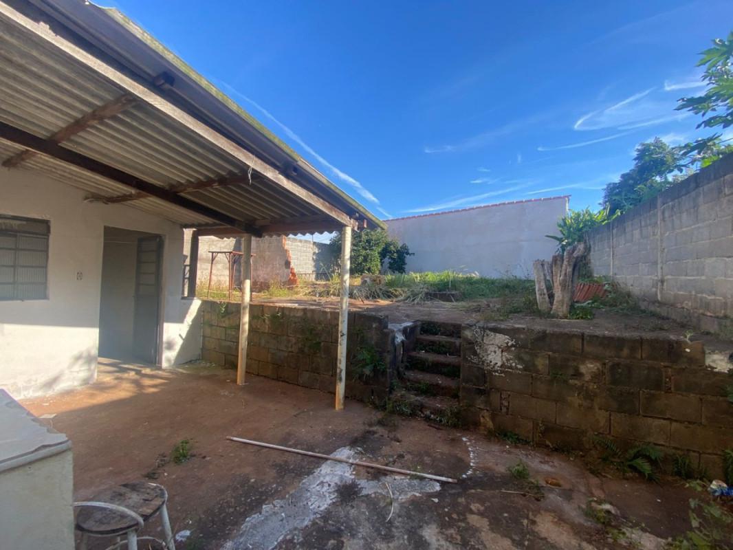 Casa, Centro, 4 Quartos, 2 Vagas