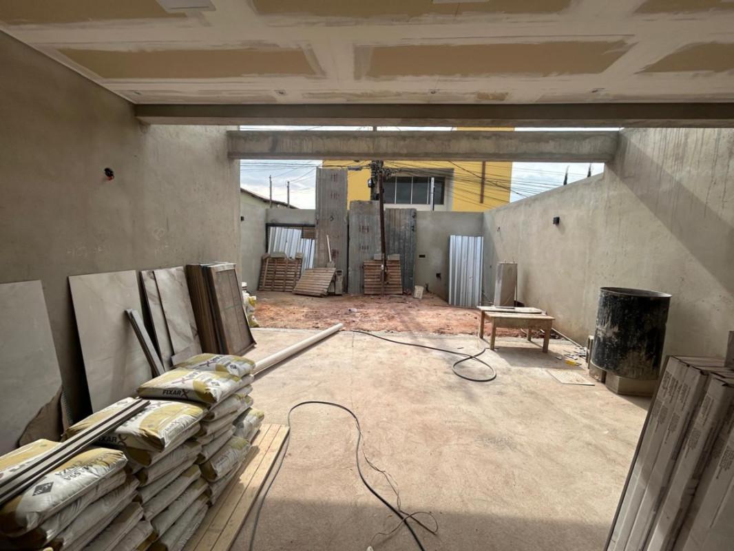 Casa, Cardoso (barreiro), 6 Quartos, 6 Vagas, 1 Suíte