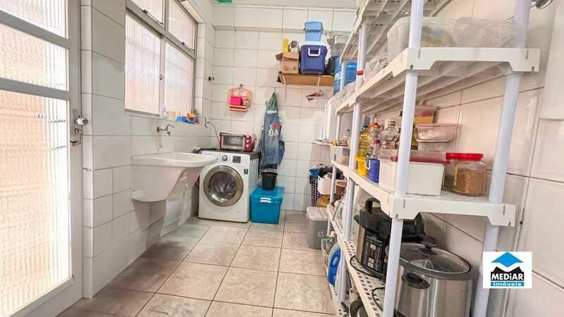 Casa, Buritis, 5 Quartos, 4 Vagas, 1 Suíte