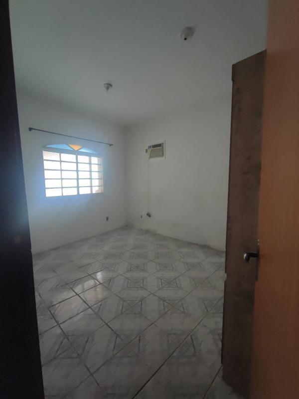 Casa, Braúnas, 4 Quartos, 6 Vagas, 1 Suíte