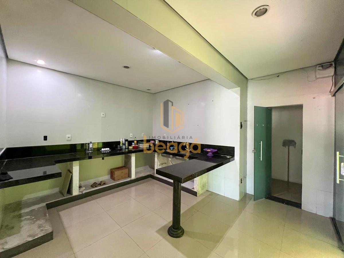 Casa, Álvaro Camargos, 4 Quartos, 5 Vagas, 1 Suíte