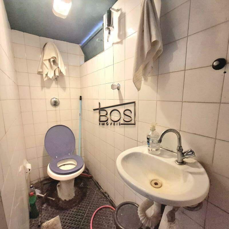 Andar, Savassi, 0 Quarto, 0 Vaga