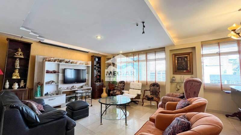 Apartamento, Funcionários, 4 Quartos, 2 Vagas, 1 Suíte