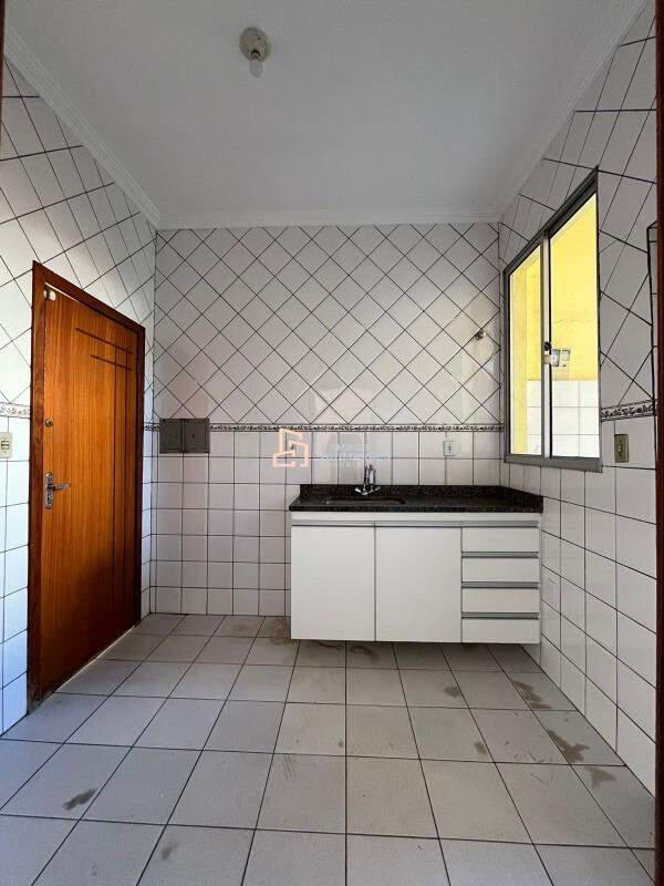 Casa, Serrano, 3 Quartos, 2 Vagas, 1 Suíte
