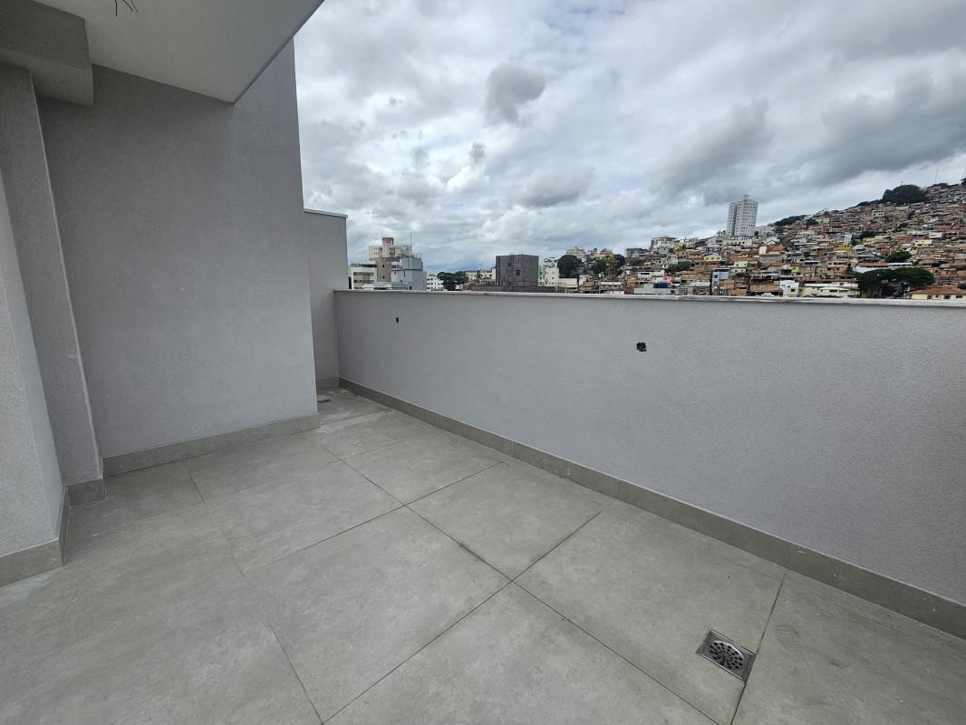 Cobertura, Santa Efigênia, 2 Quartos, 2 Vagas, 1 Suíte