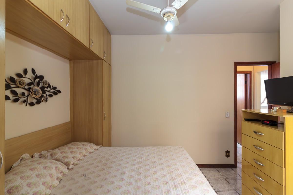 Apartamento, Floresta, 2 Quartos, 1 Vaga, 1 Suíte