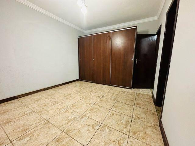 Casa, Jardim América, 3 Quartos, 2 Vagas, 1 Suíte