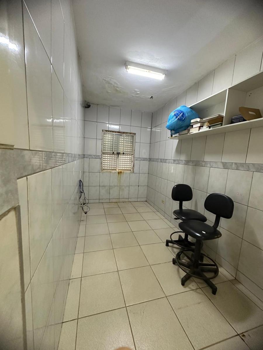 Andar, Centro, 0 Quarto, 0 Vaga