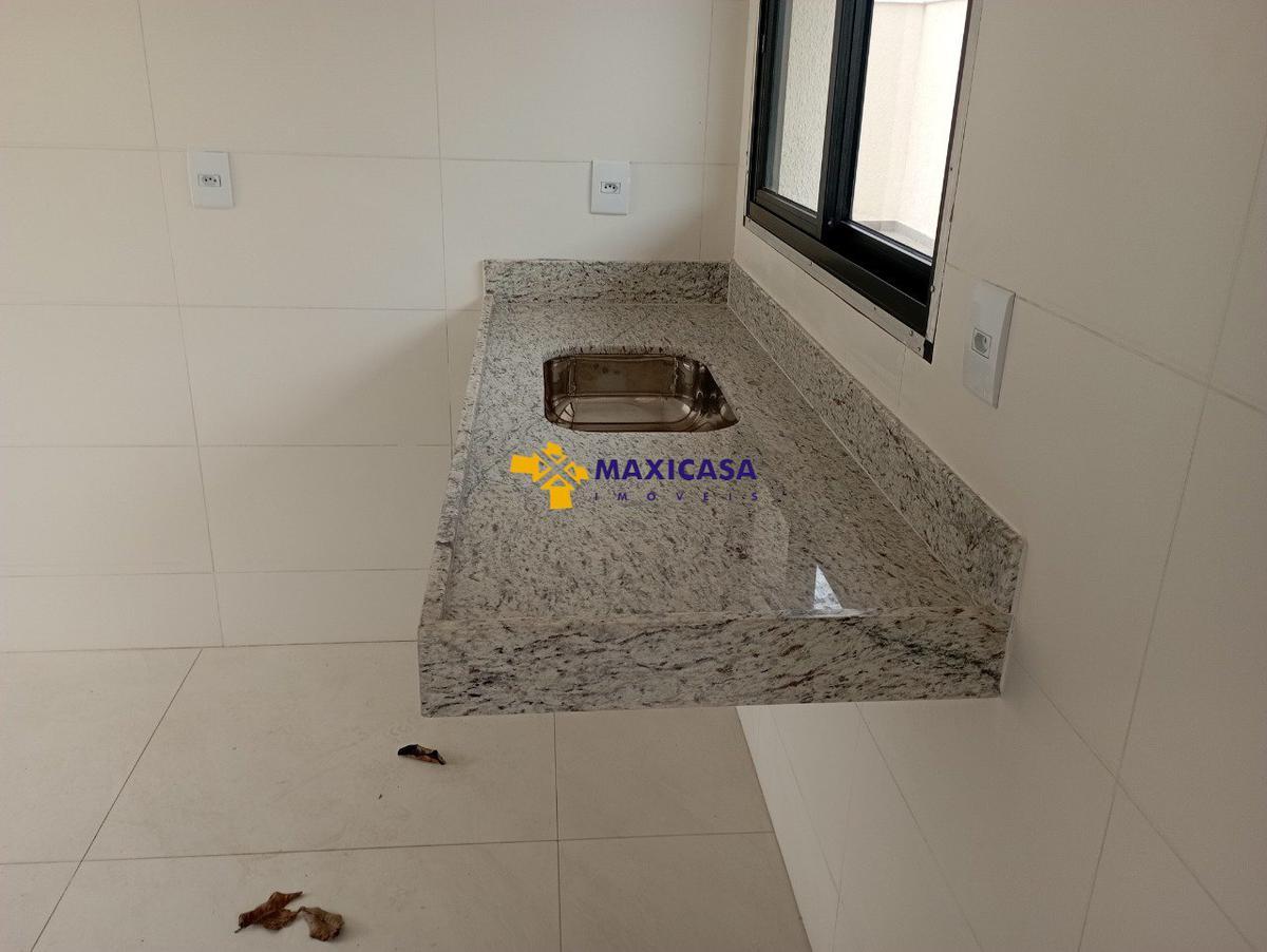 Apartamento, Santa Mônica, 2 Quartos, 1 Vaga