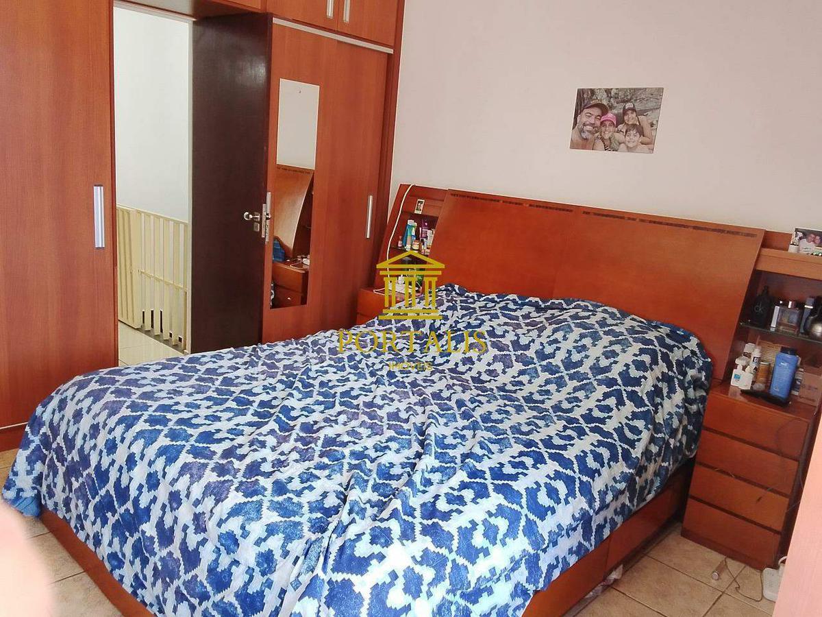 Casa, Esplanada, 4 Quartos, 1 Vaga, 1 Suíte