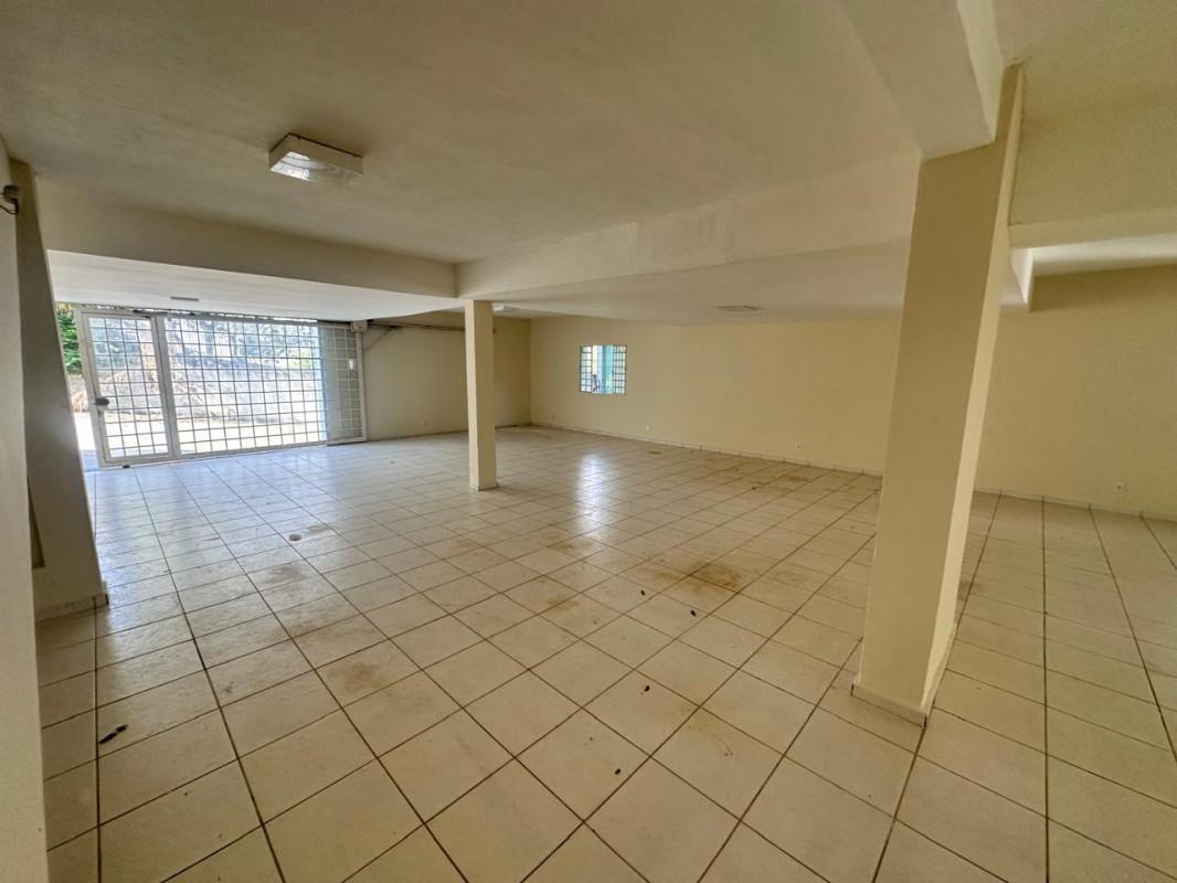 Casa, Chácaras Reunidas Santa Terezinha, 6 Quartos, 20 Vagas, 5 Suítes