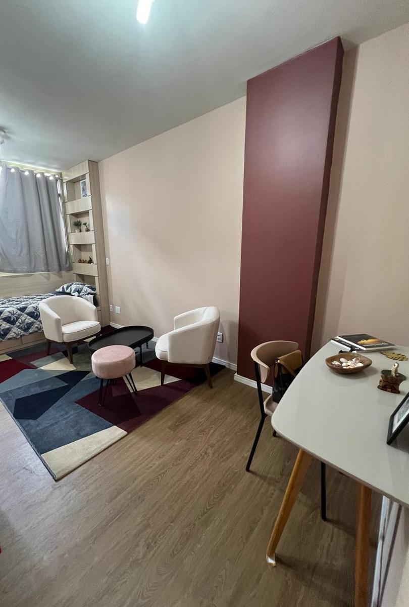 Sala, Barro Preto, 0 Quarto, 0 Vaga