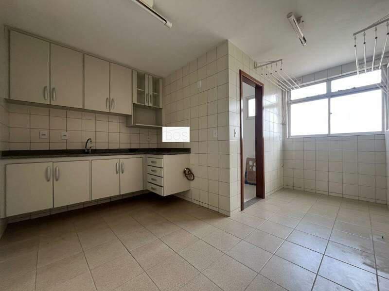 Apartamento, Funcionários, 3 Quartos, 2 Vagas, 1 Suíte