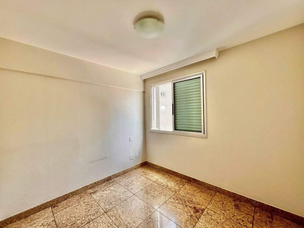 Apartamento, Funcionários, 4 Quartos, 2 Vagas, 2 Suítes