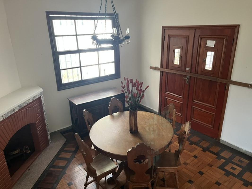 Casa Comercial, Centro, 5 Quartos, 1 Vaga