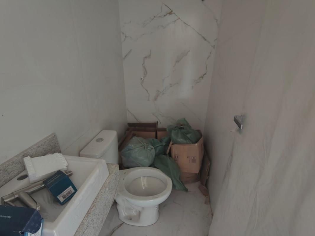 Casa, Candelária, 2 Quartos, 2 Vagas, 2 Suítes