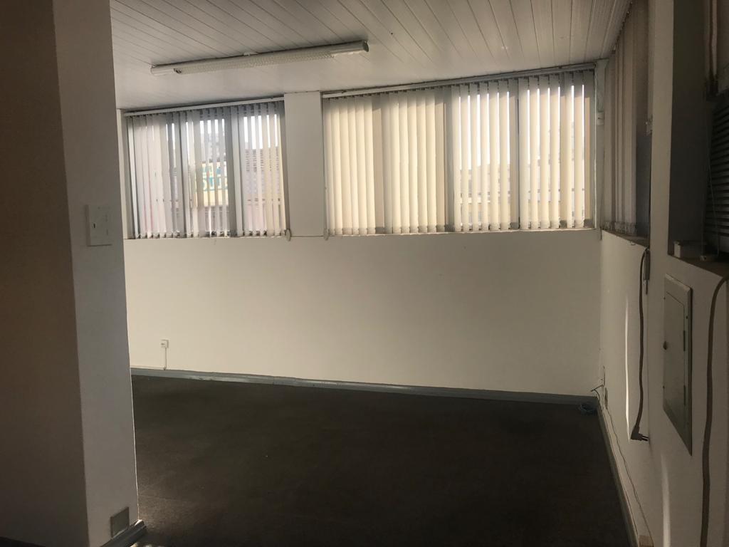 Sala, Prado, 0 Quarto, 0 Vaga