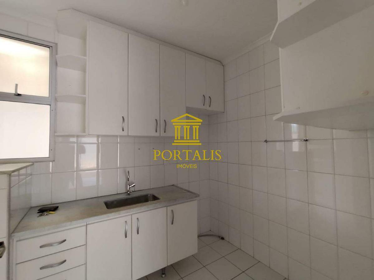 Apartamento, Sagrada Família, 3 Quartos, 2 Vagas, 1 Suíte