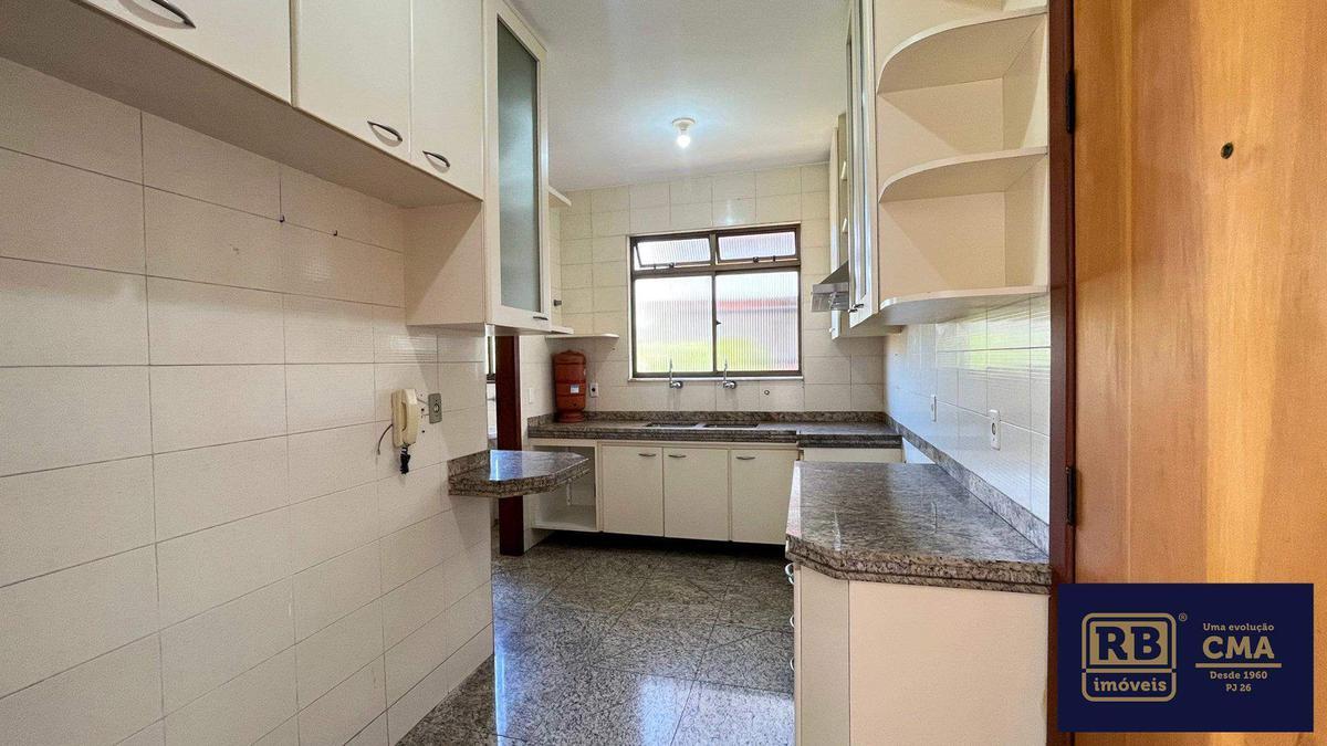 Apartamento, Coração de Jesus, 4 Quartos, 2 Vagas, 1 Suíte