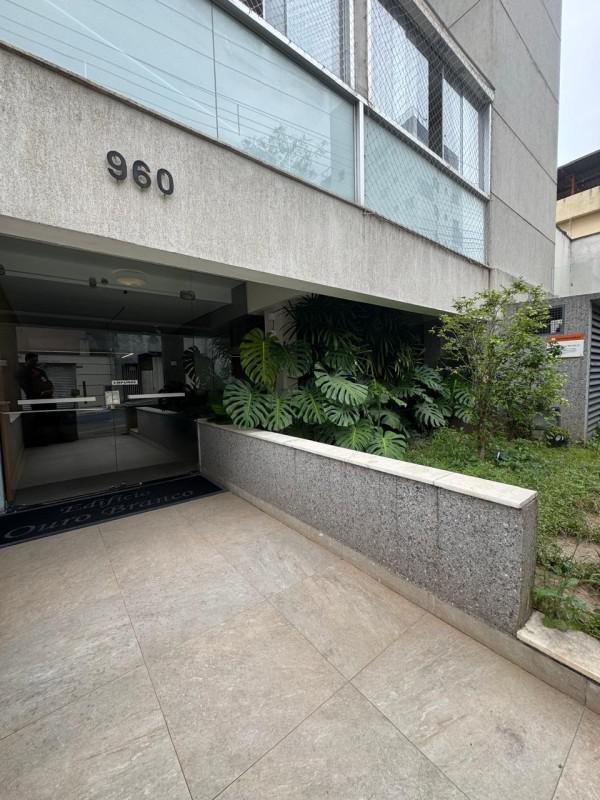 Apartamento, Sagrada Família, 2 Quartos, 2 Vagas, 1 Suíte