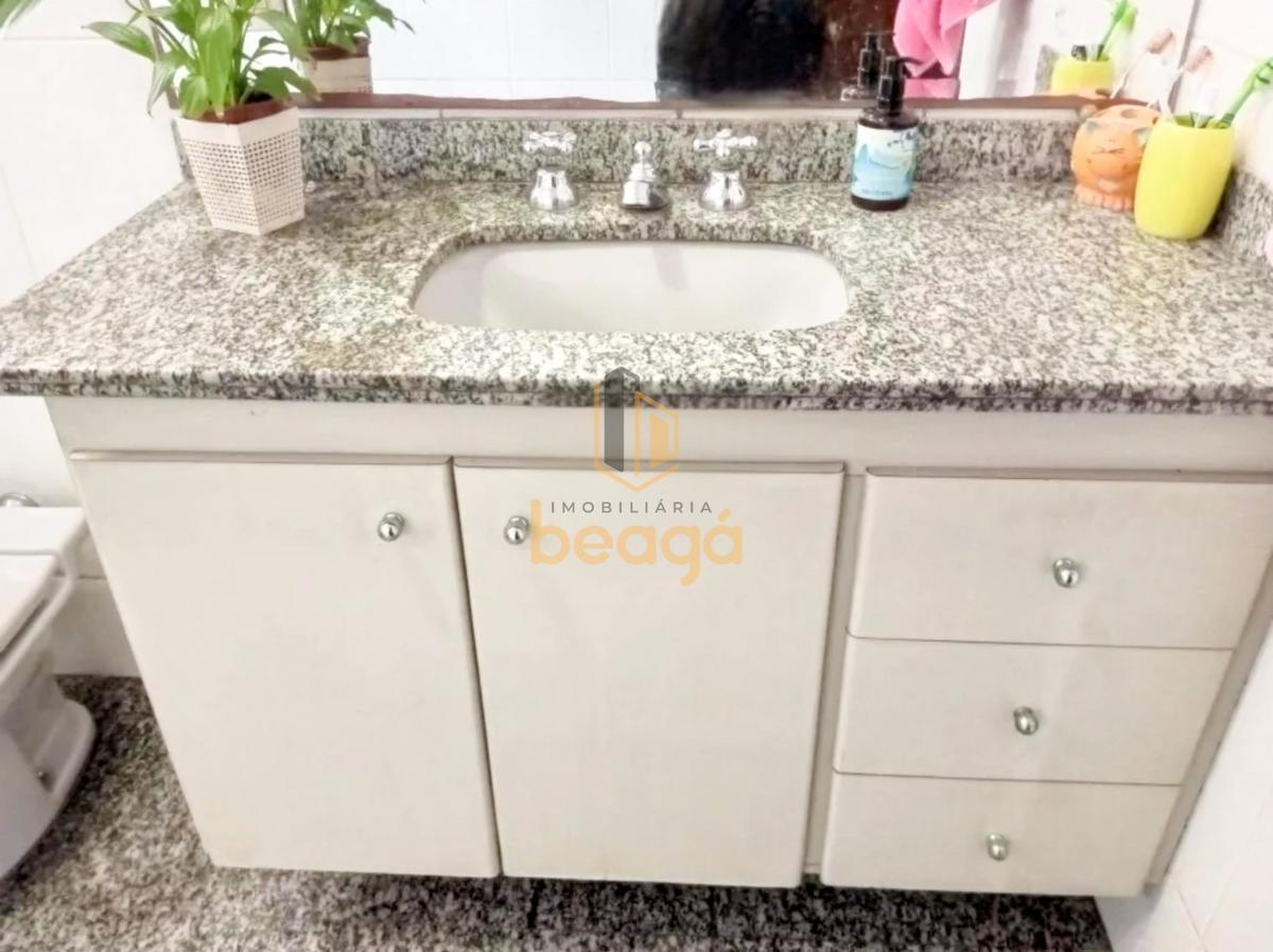 Casa, Alto dos Pinheiros, 4 Quartos, 4 Vagas, 1 Suíte