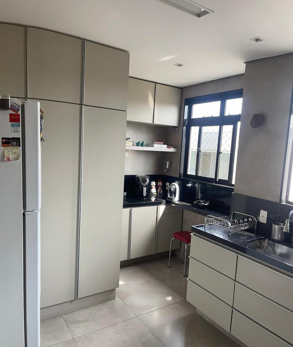 Cobertura, Castelo, 3 Quartos, 2 Vagas, 1 Suíte