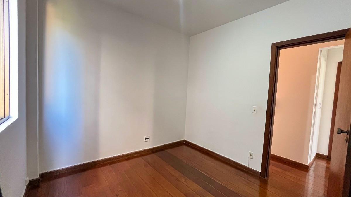 Apartamento, Coração de Jesus, 4 Quartos, 2 Vagas, 1 Suíte