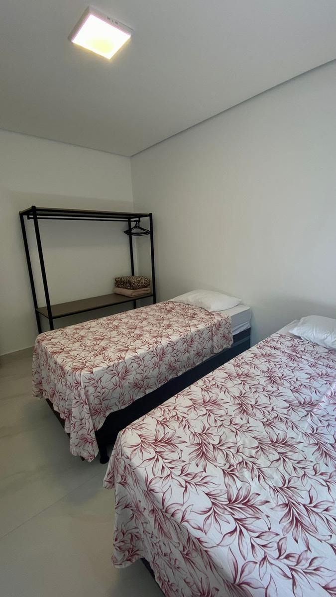 Casa, Bom Retiro, 4 Quartos, 2 Vagas, 1 Suíte