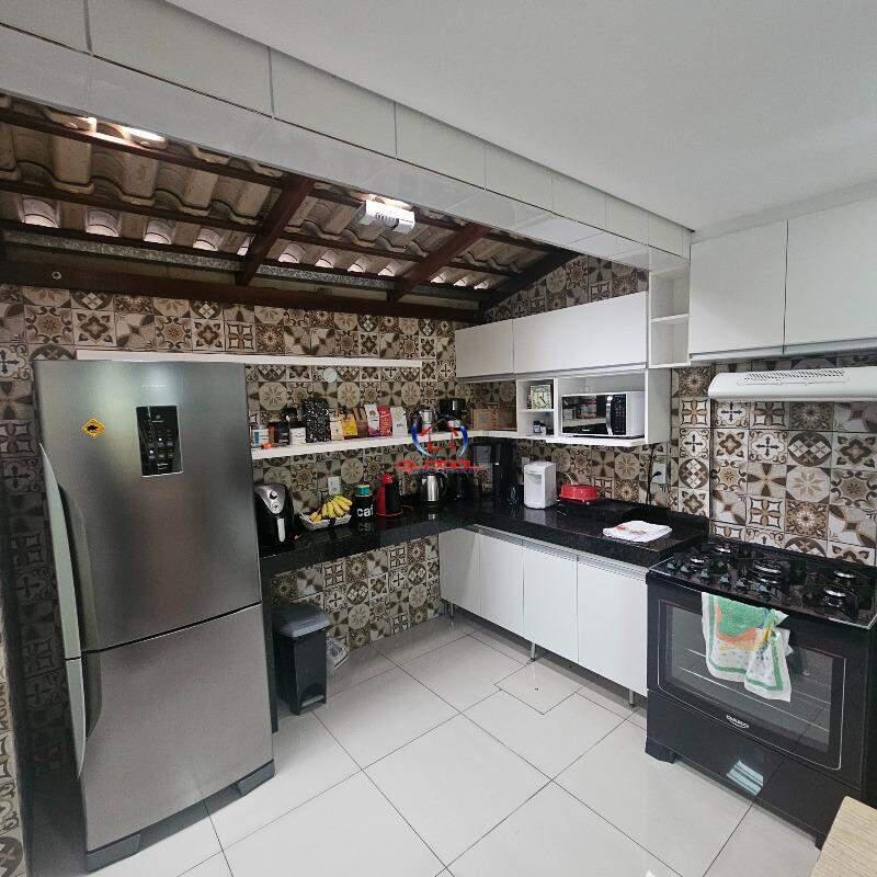 Área Privativa, Paquetá, 3 Quartos, 2 Vagas, 1 Suíte