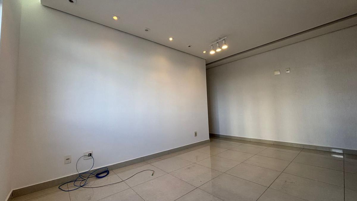 Apartamento, Sagrada Família, 3 Quartos, 2 Vagas, 1 Suíte