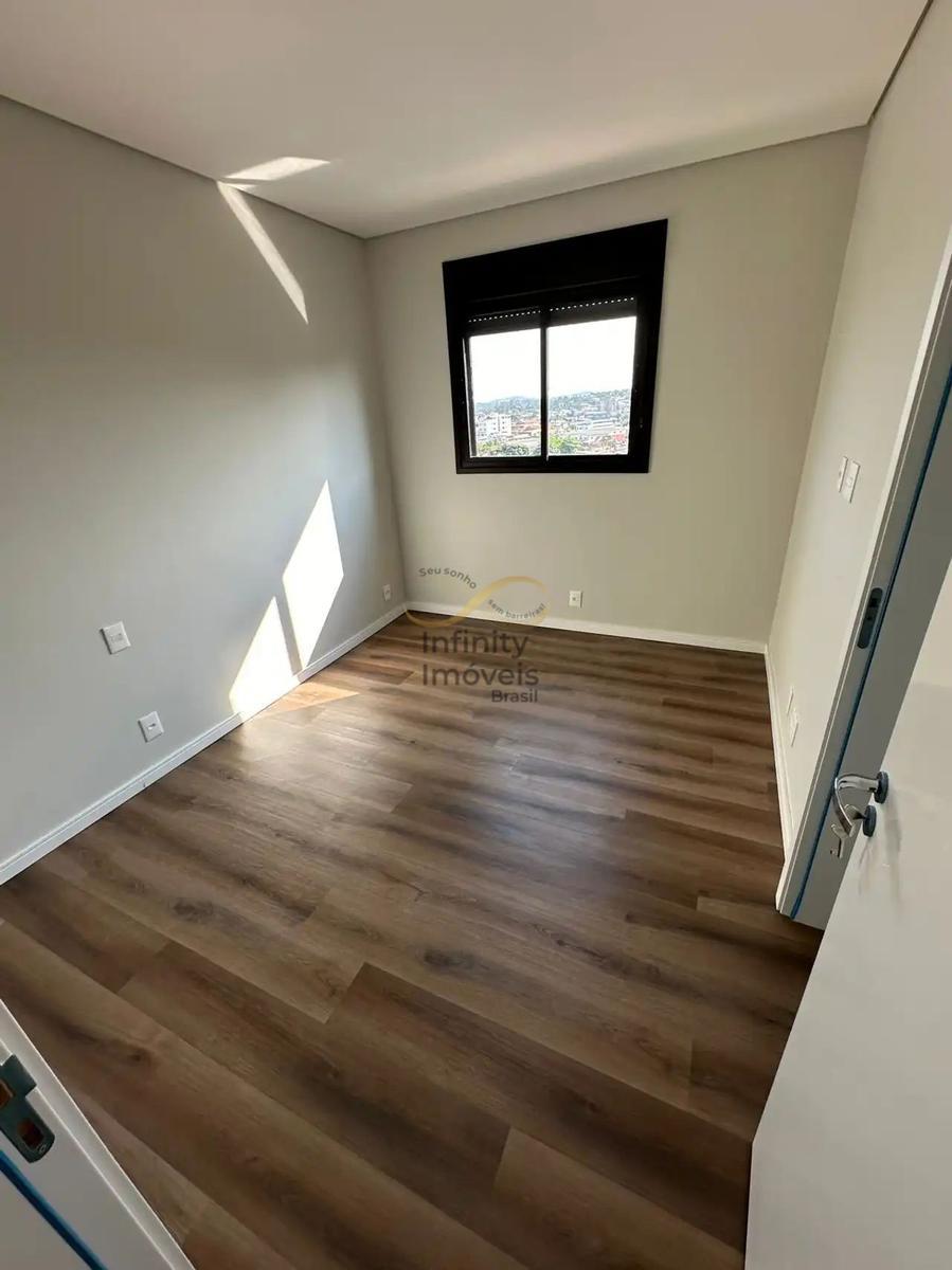 Apartamento, Castelo, 4 Quartos