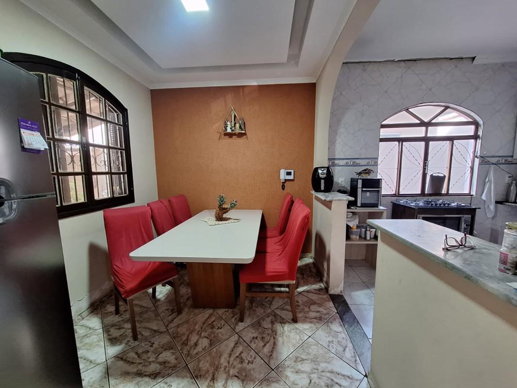 Casa, Jardim Riacho das Pedras, 3 Quartos, 4 Vagas, 1 Suíte