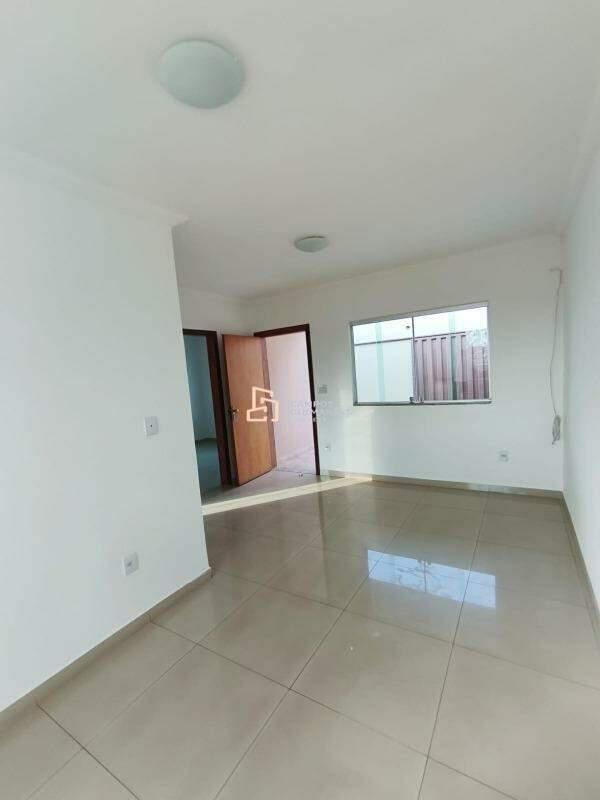 Casa, Flávio Marques Lisboa, 2 Quartos, 1 Vaga