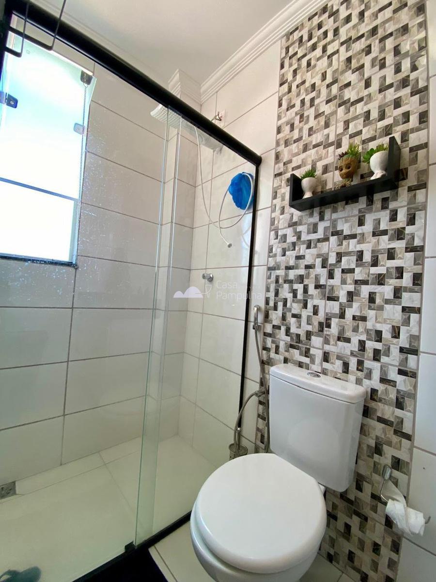 Casa, Europa, 3 Quartos, 1 Vaga, 1 Suíte