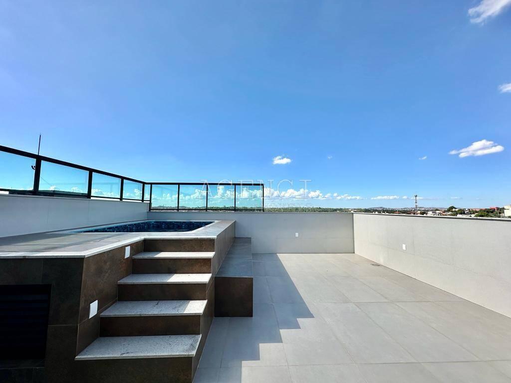 Cobertura, Serrano, 4 Quartos, 0 Vaga, 1 Suíte