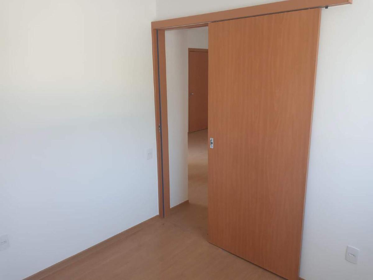 Apartamento, Três Barras, 2 Quartos, 1 Vaga