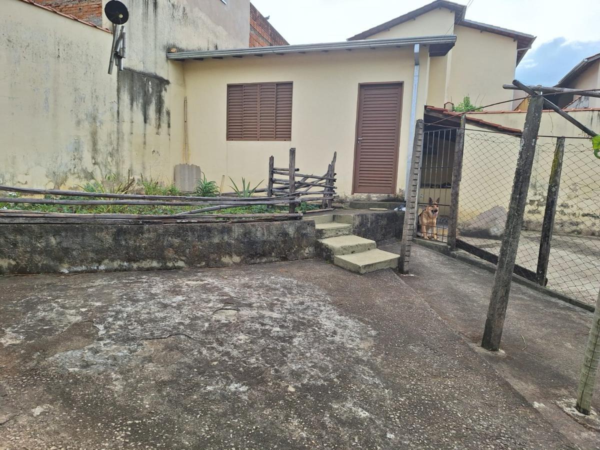 Casa, Parque Rinaldo, 2 Quartos, 0 Vaga