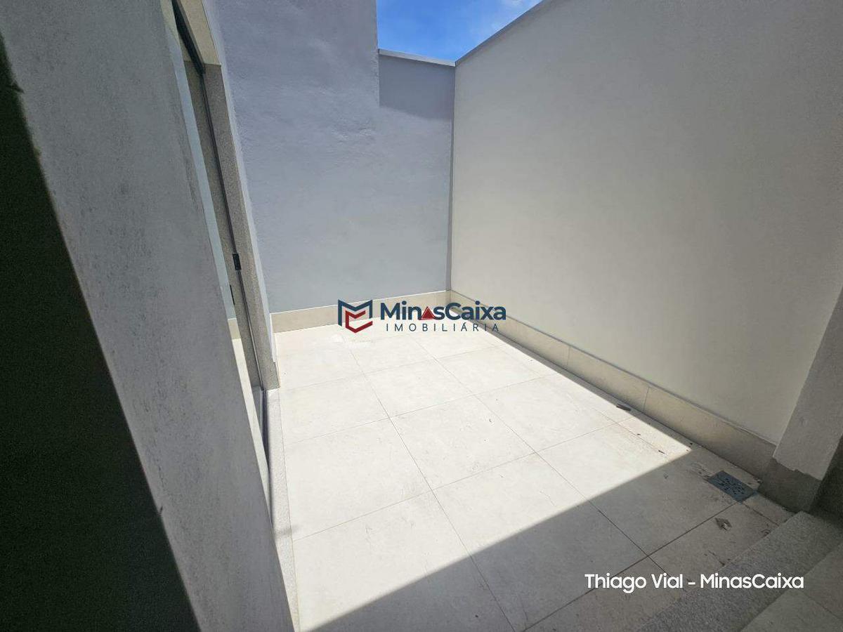 Casa, Quitandinha, 3 Quartos, 1 Vaga, 1 Suíte
