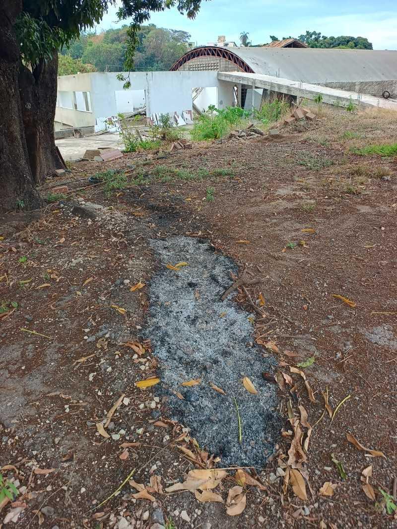 Lote, Fonte Grande, 0 Quarto, 0 Vaga