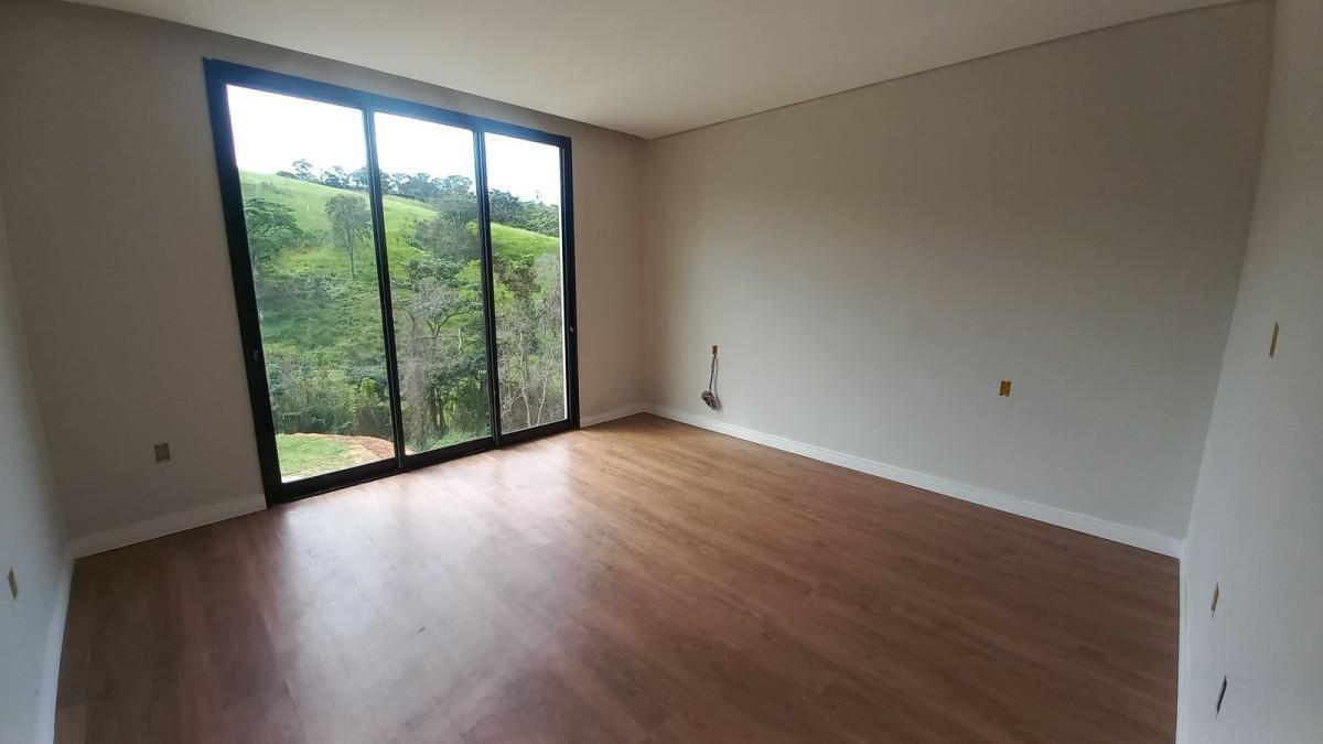 Casa, Lagoinha de Fora, 3 Quartos, 4 Vagas