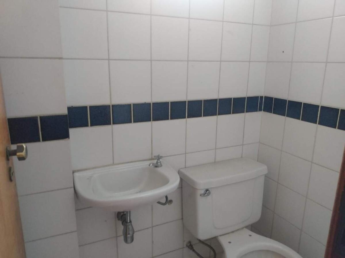 Sala, Barro Preto, 0 Quarto, 0 Vaga