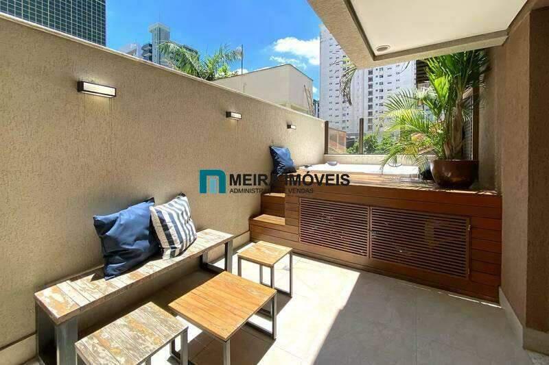 Apartamento, Funcionários, 2 Quartos, 2 Vagas, 2 Suítes