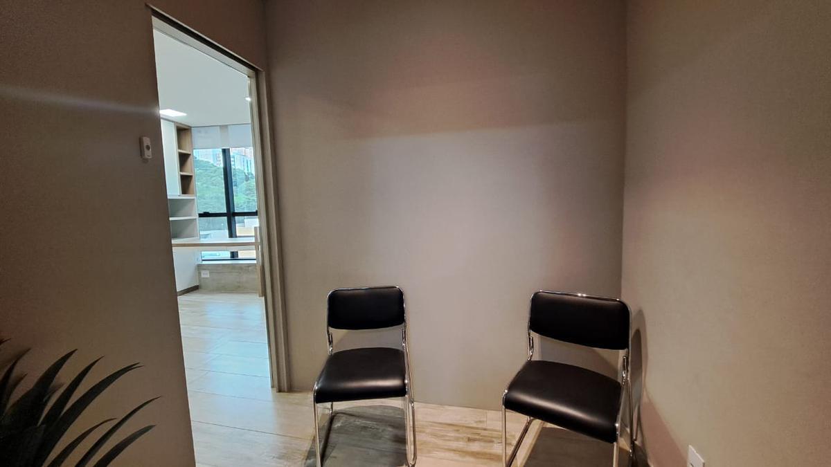 Sala, Cidade Nova, 0 Quarto, 0 Vaga