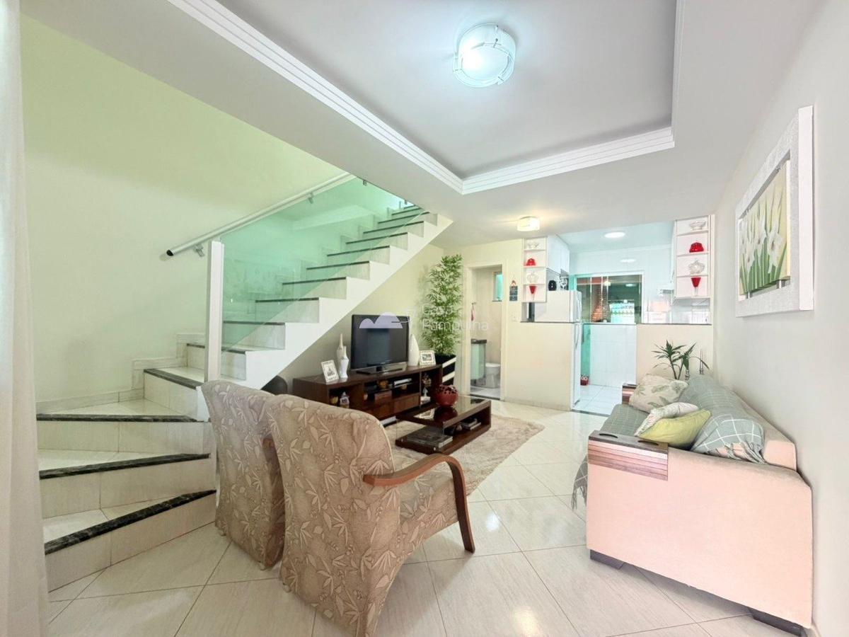 Casa, Jardim Leblon, 2 Quartos, 2 Vagas