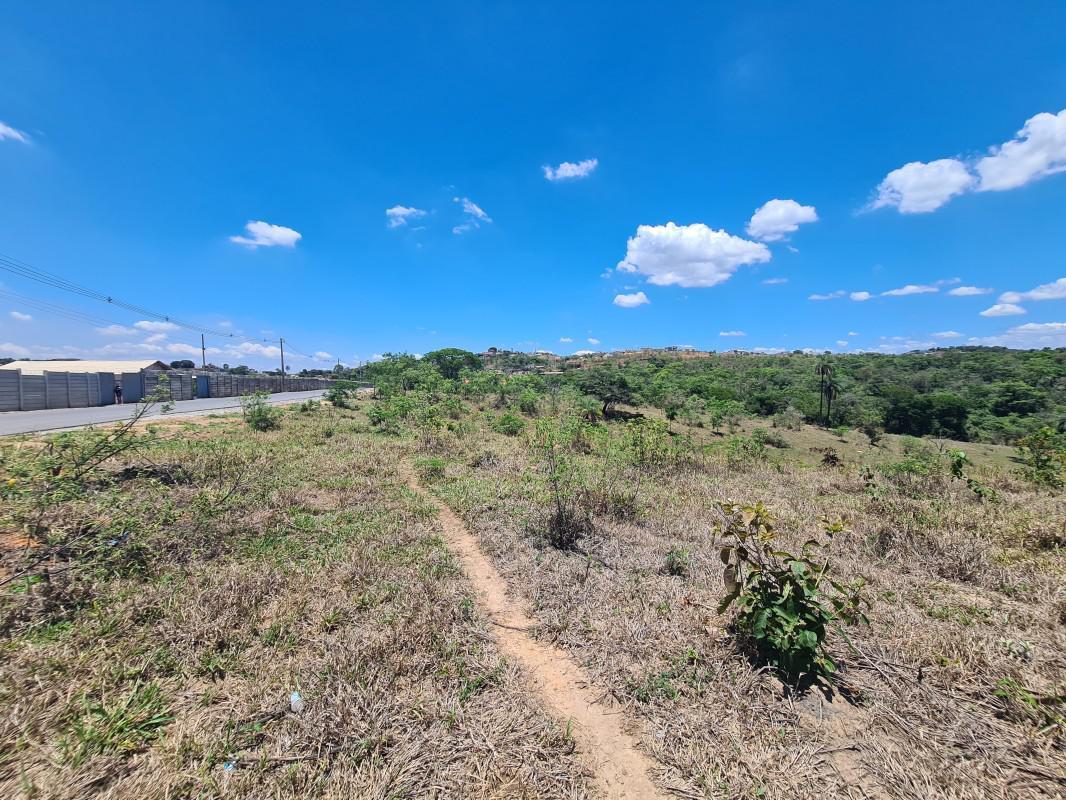 Lote, Novo Retiro, 0 Quarto, 0 Vaga