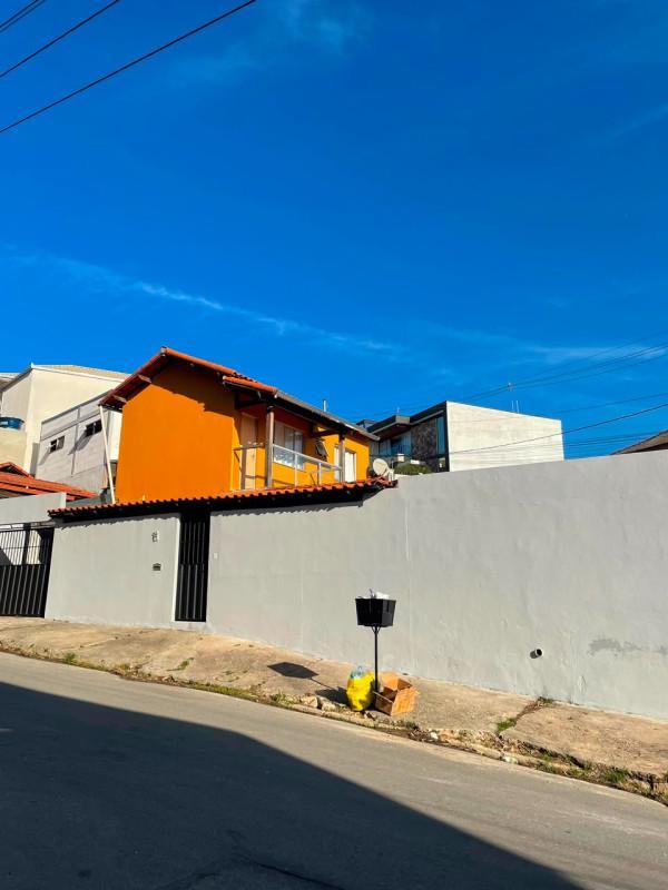 Casa, Masterville, 2 Quartos, 2 Vagas