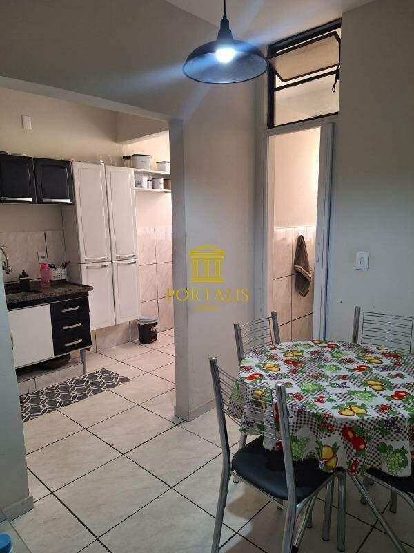 Apartamento, Colégio Batista, 2 Quartos, 0 Vaga, 1 Suíte